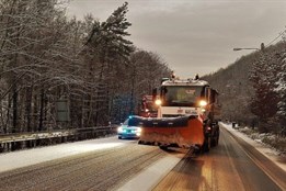 Většina silnic v Plzeňském kraji je sjízdná, problémy hlásí vyšší...