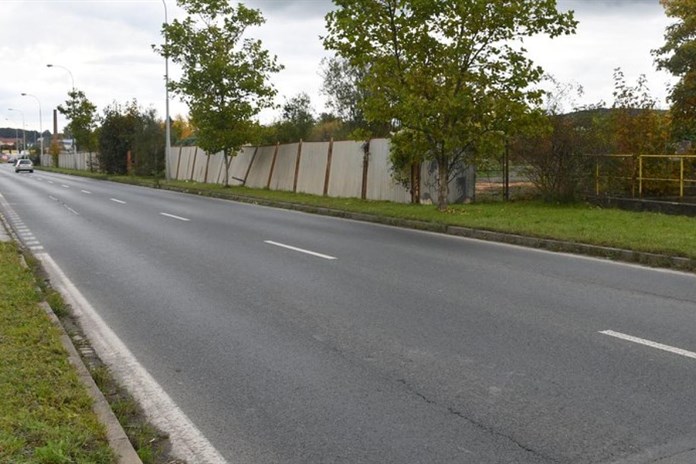 Na Jateční ulici chyběla část cyklostezky, město začalo s jejím dokončením