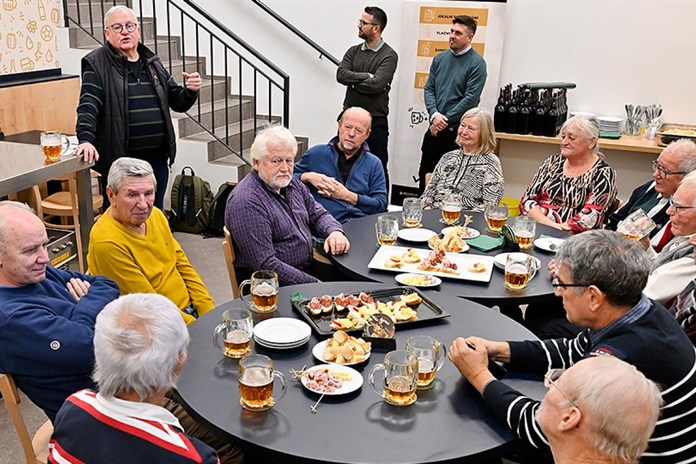 Dvacet starších sládků hlídá kvalitu plzeňského ležáku, v týmu jsou i dvě ženy