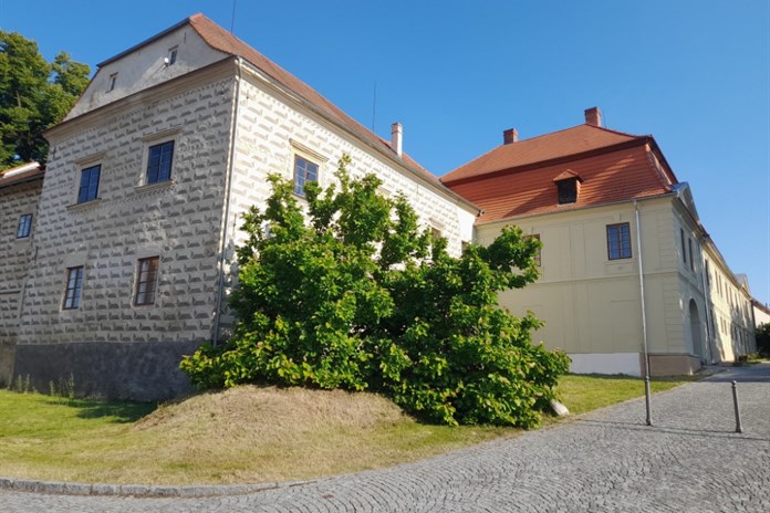 Starý czerninský zámek v Chudenicích