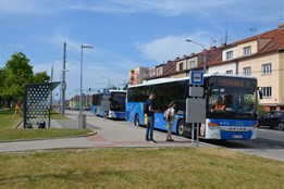 Drahá nafta spoje v Plzeňském kraji nezastaví. Omezit linky by se...