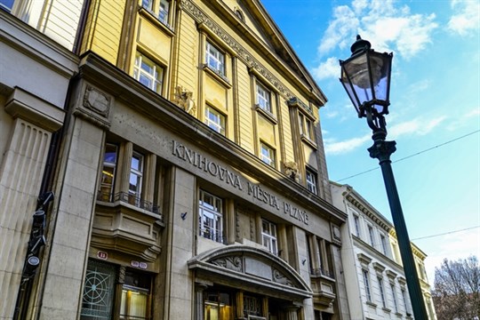 Hlavní budova plzeňské knihovny projde modernizací za 250 milionů korun