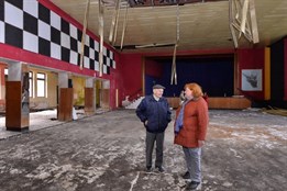 Plzeň proměnila starý kulturák v moderní sociální byty a poradenské centrum