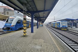 Rychlíkem až v červnu. Mezi Plzní a Klatovy startuje dopravní omezení roku