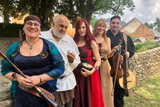 Královské insignie i středověká hudba: Vyrazte na Valentýna za Přemyslem Otakarem II.