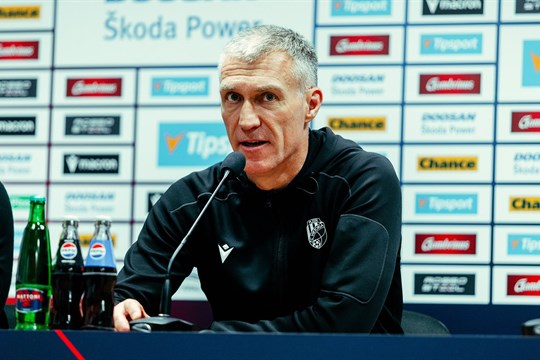 Haraslín byl vygumovaný, Sparta musí být za bod ráda, prohlásil plzeňský kouč Hyský