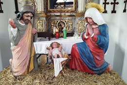 Černice mají svůj betlém, vytvořil ho akademický malíř