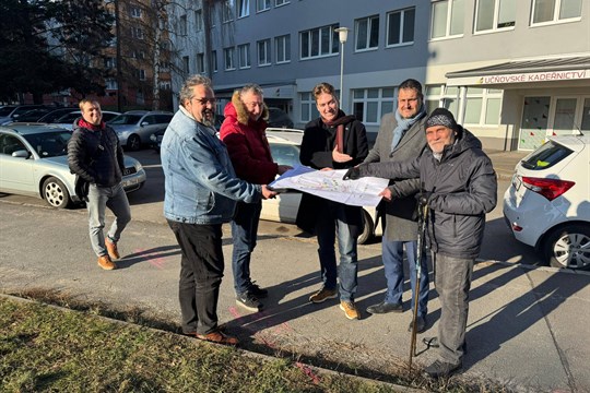 Ve Skvrňanech přibudou nová parkovací místa