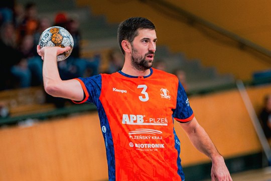 Po třicítce premiéra na Euru? Nečekal jsem, že bude rozdíl tak velký, přiznává plzeňský házenkář